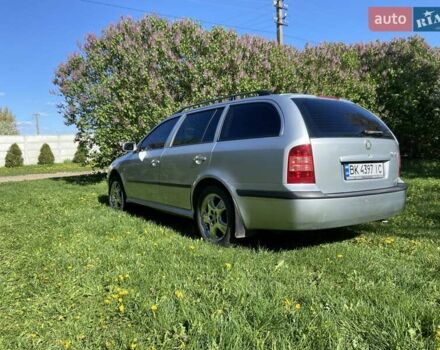 Серый Шкода Октавия, объемом двигателя 1.6 л и пробегом 310 тыс. км за 3600 $, фото 5 на Automoto.ua