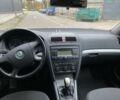 Шкода Октавія 2008 у Києві на Automoto.ua Сірий Шкода Октавія, об'ємом двигуна 1.6 л та пробігом 199 тис. км за 6500 $, фото 13 на Automoto.ua