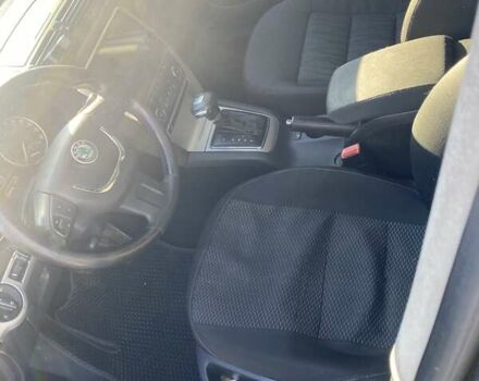 Сірий Шкода Октавія, об'ємом двигуна 1.97 л та пробігом 330 тис. км за 7400 $, фото 5 на Automoto.ua