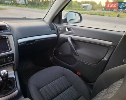 Сірий Шкода Октавія, об'ємом двигуна 1.8 л та пробігом 212 тис. км за 8600 $, фото 9 на Automoto.ua