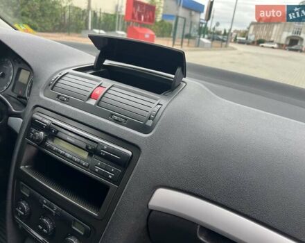 Сірий Шкода Октавія, об'ємом двигуна 2 л та пробігом 224 тис. км за 7900 $, фото 15 на Automoto.ua