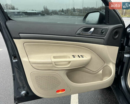 Сірий Шкода Октавія, об'ємом двигуна 1.6 л та пробігом 231 тис. км за 8250 $, фото 21 на Automoto.ua