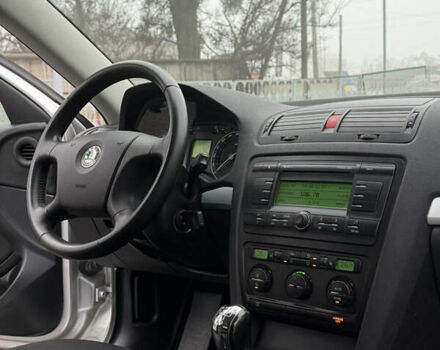 Сірий Шкода Октавія, об'ємом двигуна 1.6 л та пробігом 223 тис. км за 6799 $, фото 38 на Automoto.ua