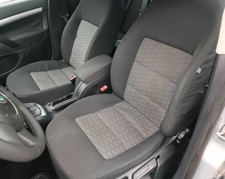 Серый Шкода Октавия, объемом двигателя 1.6 л и пробегом 241 тыс. км за 7200 $, фото 11 на Automoto.ua