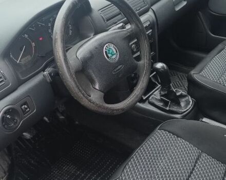 Сірий Шкода Октавія, об'ємом двигуна 0 л та пробігом 299 тис. км за 5000 $, фото 7 на Automoto.ua