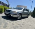 Серый Шкода Октавия, объемом двигателя 1.6 л и пробегом 304 тыс. км за 4500 $, фото 1 на Automoto.ua