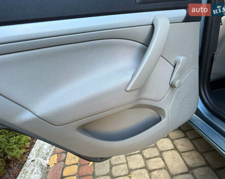 Серый Шкода Октавия, объемом двигателя 1.6 л и пробегом 209 тыс. км за 6500 $, фото 52 на Automoto.ua