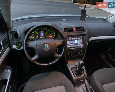 Серый Шкода Октавия, объемом двигателя 1.6 л и пробегом 197 тыс. км за 5999 $, фото 30 на Automoto.ua