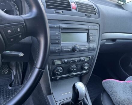Сірий Шкода Октавія, об'ємом двигуна 0 л та пробігом 205 тис. км за 6500 $, фото 7 на Automoto.ua
