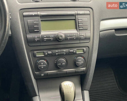 Шкода Октавія 2008 у Києві на Automoto.ua Сірий Шкода Октавія, об'ємом двигуна 1.6 л та пробігом 199 тис. км за 6500 $, фото 28 на Automoto.ua