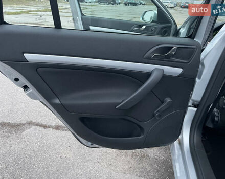 Серый Шкода Октавия, объемом двигателя 1.6 л и пробегом 39 тыс. км за 10150 $, фото 65 на Automoto.ua