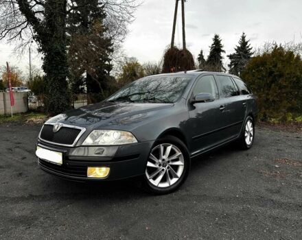 Сірий Шкода Октавія, об'ємом двигуна 2 л та пробігом 235 тис. км за 2100 $, фото 1 на Automoto.ua