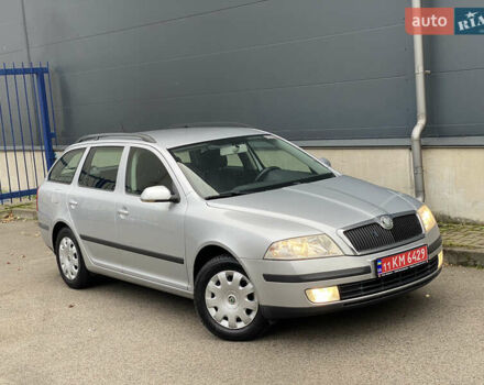 Шкода Октавія 2008 у Києві на Automoto.ua Сірий Шкода Октавія, об'ємом двигуна 1.6 л та пробігом 199 тис. км за 6500 $, фото 3 на Automoto.ua