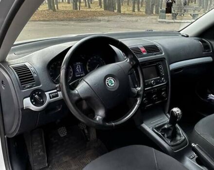 Серый Шкода Октавия, объемом двигателя 1.9 л и пробегом 315 тыс. км за 6300 $, фото 12 на Automoto.ua