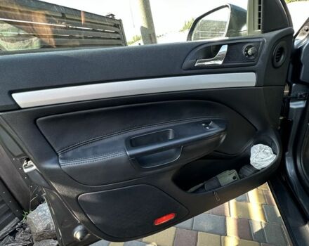 Серый Шкода Октавия, объемом двигателя 1.6 л и пробегом 252 тыс. км за 6850 $, фото 5 на Automoto.ua