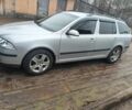 Серый Шкода Октавия, объемом двигателя 2 л и пробегом 304 тыс. км за 7200 $, фото 1 на Automoto.ua