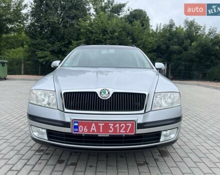 Сірий Шкода Октавія, об'ємом двигуна 2 л та пробігом 224 тис. км за 7900 $, фото 1 на Automoto.ua