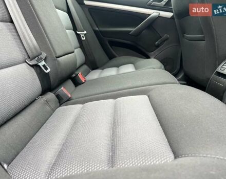 Сірий Шкода Октавія, об'ємом двигуна 2 л та пробігом 224 тис. км за 7900 $, фото 20 на Automoto.ua
