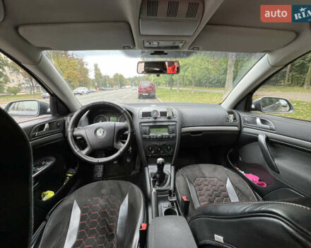 Серый Шкода Октавия, объемом двигателя 1.9 л и пробегом 382 тыс. км за 5400 $, фото 12 на Automoto.ua