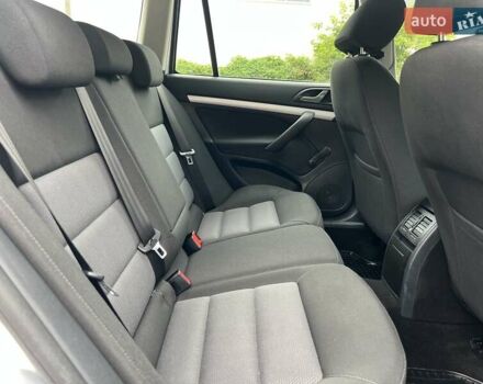 Сірий Шкода Октавія, об'ємом двигуна 2 л та пробігом 224 тис. км за 7900 $, фото 17 на Automoto.ua