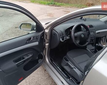 Серый Шкода Октавия, объемом двигателя 1.8 л и пробегом 274 тыс. км за 5850 $, фото 10 на Automoto.ua