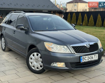 Серый Шкода Октавия, объемом двигателя 1.6 л и пробегом 249 тыс. км за 5999 $, фото 3 на Automoto.ua