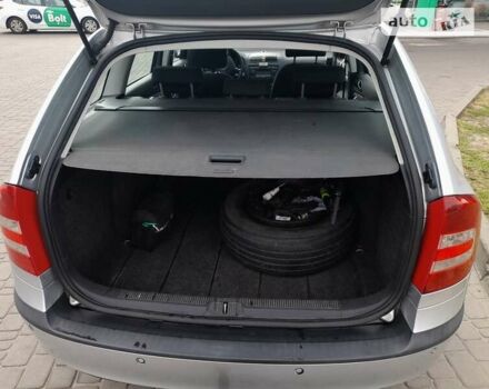 Сірий Шкода Октавія, об'ємом двигуна 1.6 л та пробігом 266 тис. км за 6400 $, фото 7 на Automoto.ua