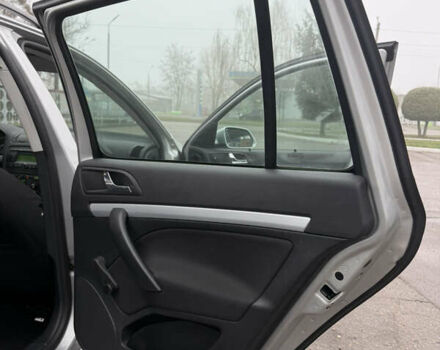 Сірий Шкода Октавія, об'ємом двигуна 1.6 л та пробігом 223 тис. км за 6799 $, фото 34 на Automoto.ua