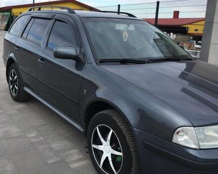 Шкода Октавія 2008 у Радехове на Automoto.ua Сірий Шкода Октавія, об'ємом двигуна 1.6 л та пробігом 280 тис. км за 5000 $, фото 1 на Automoto.ua