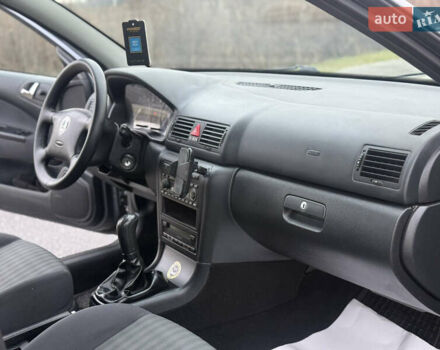 Серый Шкода Октавия, объемом двигателя 1.6 л и пробегом 218 тыс. км за 6000 $, фото 23 на Automoto.ua