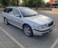 Сірий Шкода Октавія, об'ємом двигуна 1.6 л та пробігом 240 тис. км за 4957 $, фото 1 на Automoto.ua
