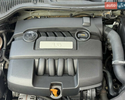 Сірий Шкода Октавія, об'ємом двигуна 1.6 л та пробігом 214 тис. км за 6950 $, фото 4 на Automoto.ua