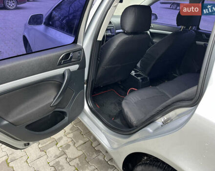 Сірий Шкода Октавія, об'ємом двигуна 1.6 л та пробігом 240 тис. км за 5850 $, фото 18 на Automoto.ua