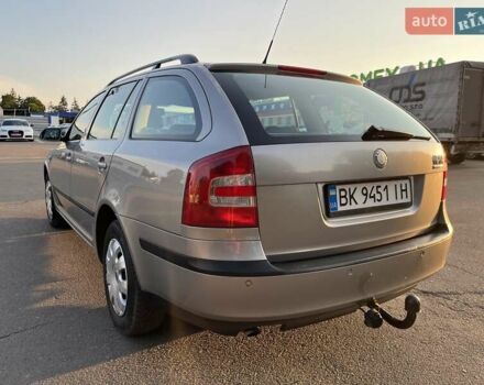 Сірий Шкода Октавія, об'ємом двигуна 1.6 л та пробігом 251 тис. км за 5949 $, фото 7 на Automoto.ua