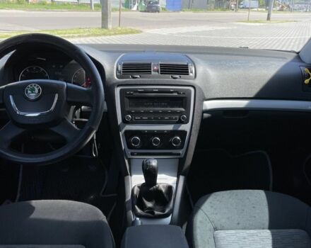 Шкода Октавия 2008 в Полтаве на Automoto.ua Серый Шкода Октавия, объемом двигателя 1.6 л и пробегом 269 тыс. км за 7000 $, фото 8 на Automoto.ua