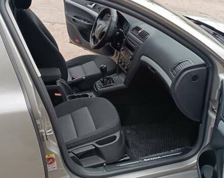 Серый Шкода Октавия, объемом двигателя 1.8 л и пробегом 274 тыс. км за 5850 $, фото 8 на Automoto.ua