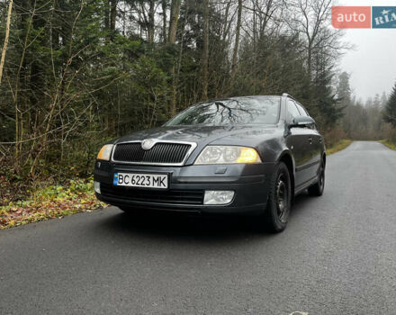 Сірий Шкода Октавія, об'ємом двигуна 1.6 л та пробігом 296 тис. км за 5100 $, фото 1 на Automoto.ua