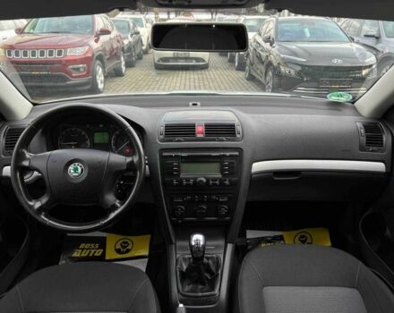 Сірий Шкода Октавія, об'ємом двигуна 2 л та пробігом 260 тис. км за 8200 $, фото 9 на Automoto.ua