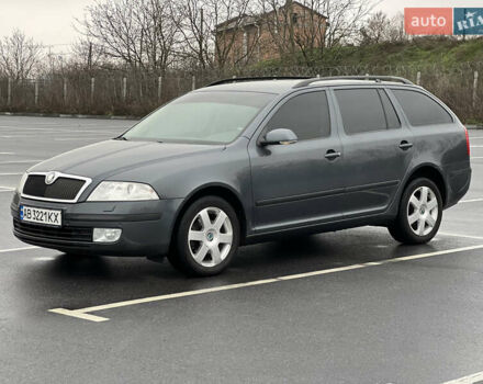 Сірий Шкода Октавія, об'ємом двигуна 1.6 л та пробігом 231 тис. км за 8250 $, фото 1 на Automoto.ua