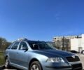 Серый Шкода Октавия, объемом двигателя 1.6 л и пробегом 188 тыс. км за 6500 $, фото 1 на Automoto.ua