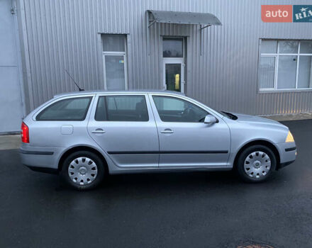 Серый Шкода Октавия, объемом двигателя 1.6 л и пробегом 197 тыс. км за 5999 $, фото 7 на Automoto.ua