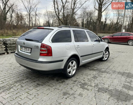 Сірий Шкода Октавія, об'ємом двигуна 1.6 л та пробігом 240 тис. км за 5850 $, фото 5 на Automoto.ua