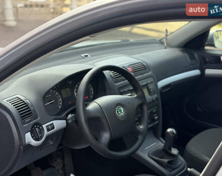 Сірий Шкода Октавія, об'ємом двигуна 1.6 л та пробігом 214 тис. км за 6950 $, фото 41 на Automoto.ua