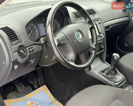 Сірий Шкода Октавія, об'ємом двигуна 1.6 л та пробігом 201 тис. км за 7599 $, фото 48 на Automoto.ua