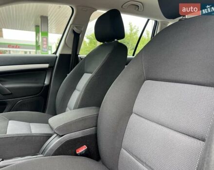 Сірий Шкода Октавія, об'ємом двигуна 2 л та пробігом 224 тис. км за 7900 $, фото 31 на Automoto.ua