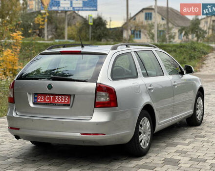 Шкода Октавия 2009 в Староконстантинов на Automoto.ua Серый Шкода Октавия, объемом двигателя 1.6 л и пробегом 212 тыс. км за 7600 $, фото 12 на Automoto.ua