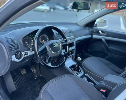 Серый Шкода Октавия, объемом двигателя 1.9 л и пробегом 262 тыс. км за 7800 $, фото 25 на Automoto.ua