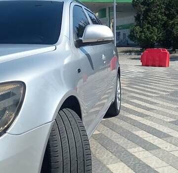 Серый Шкода Октавия, объемом двигателя 1.97 л и пробегом 313 тыс. км за 9000 $, фото 8 на Automoto.ua