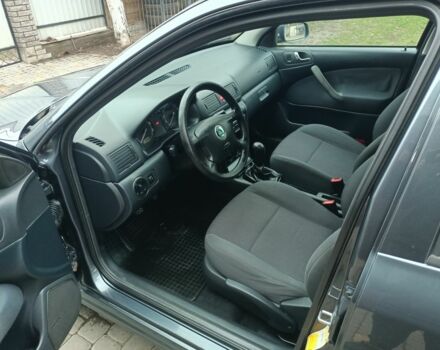 Серый Шкода Октавия, объемом двигателя 1.6 л и пробегом 224 тыс. км за 5999 $, фото 8 на Automoto.ua