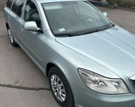 Серый Шкода Октавия, объемом двигателя 1.6 л и пробегом 261 тыс. км за 6100 $, фото 1 на Automoto.ua